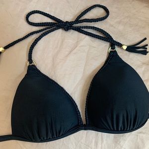 Black bikini top!
